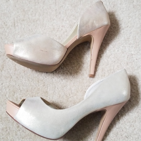 Heels - Picture 4 of 5